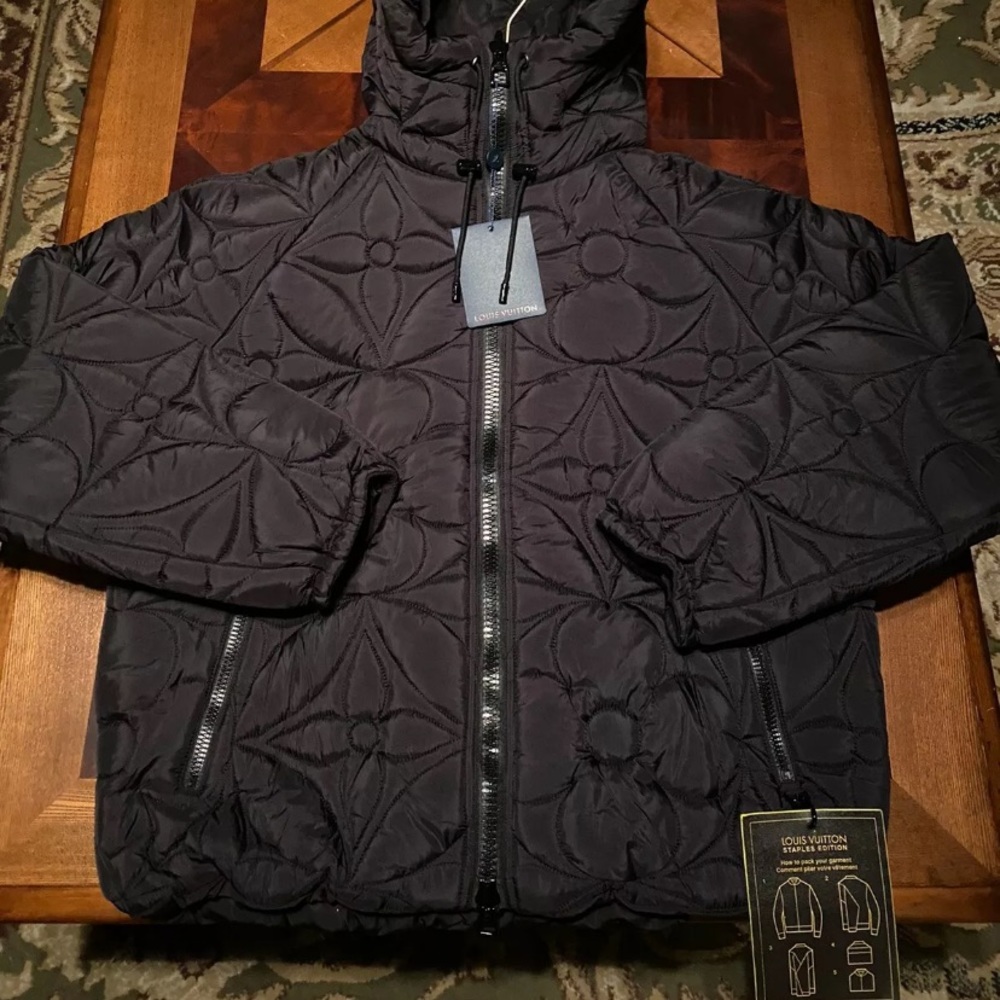 NWT Louis Vuitton Reversible Monogram Puffer